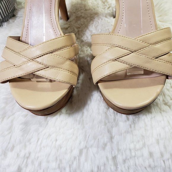 VINCE CAMUTO Women's Size 9.5 Wide Beige Ankle Strap, Open Toe Heels - Picture 4 of 14